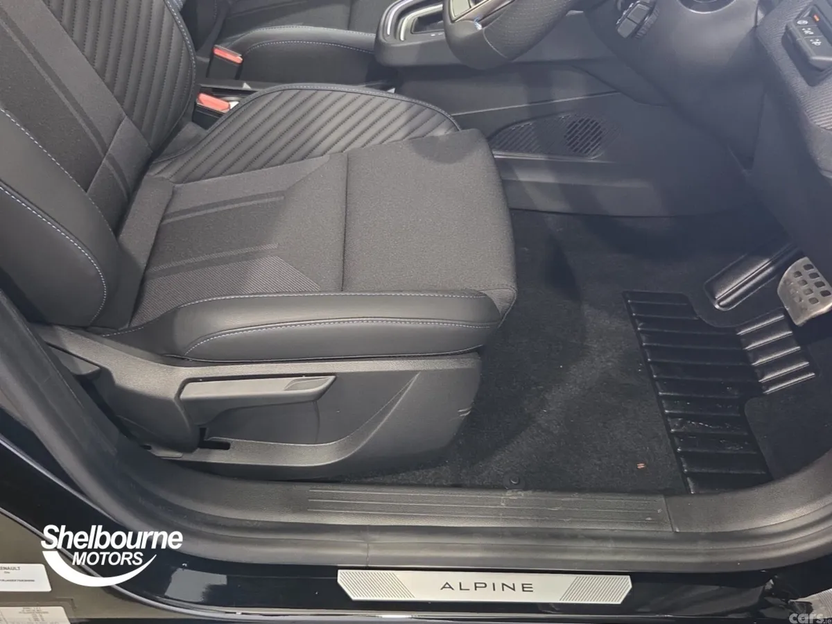 Renault Clio Hatchback, 2026, 