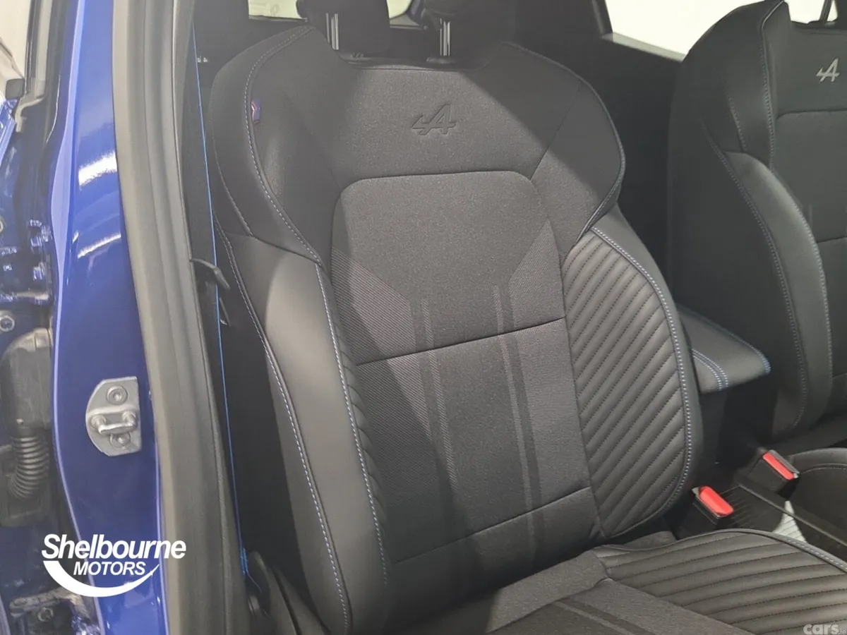 Renault Clio Hatchback, 2026, 