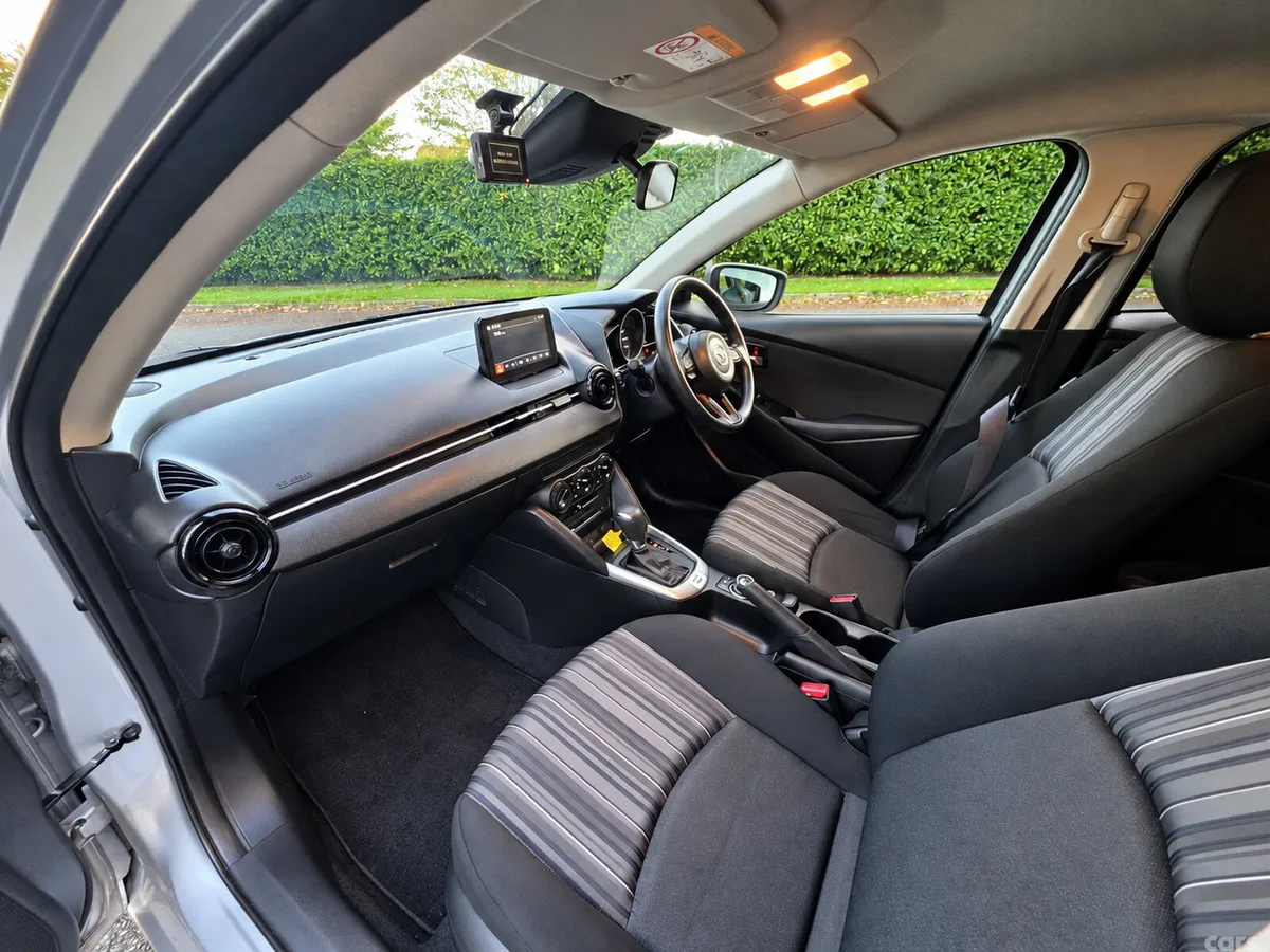 Mazda Mazda2 Hatchback, Petrol, 2021, Silver