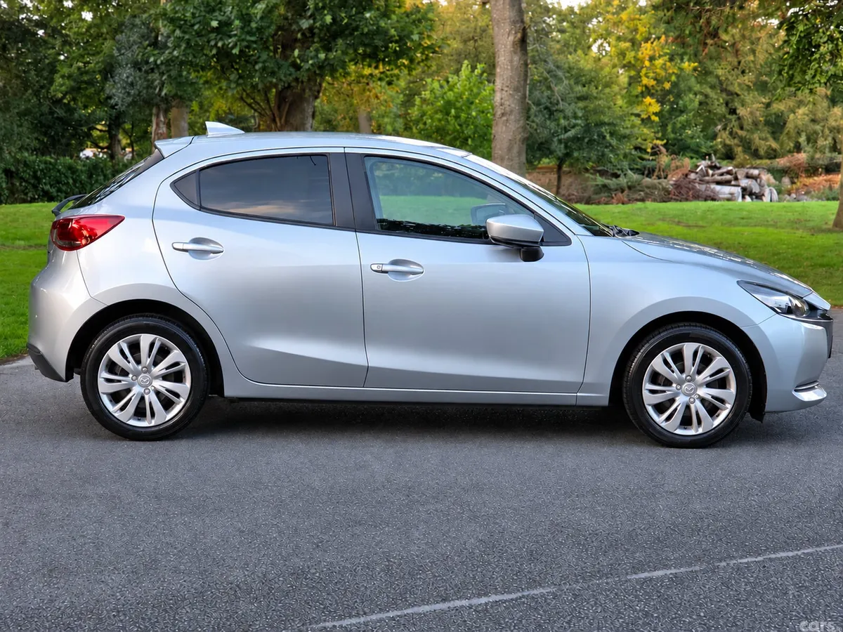 Mazda Mazda2 Hatchback, Petrol, 2021, Silver