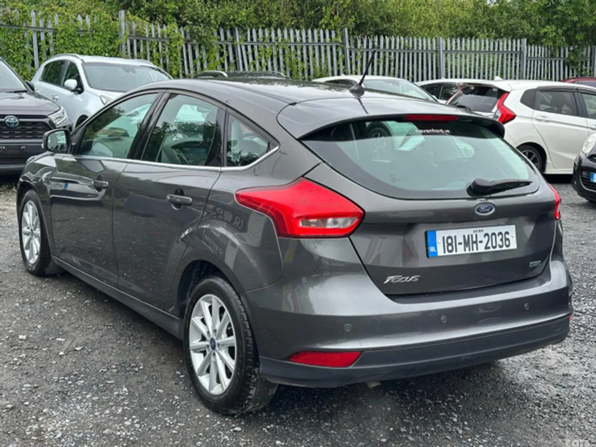Ford Focus Hatchback, Petrol, 2018, Grey