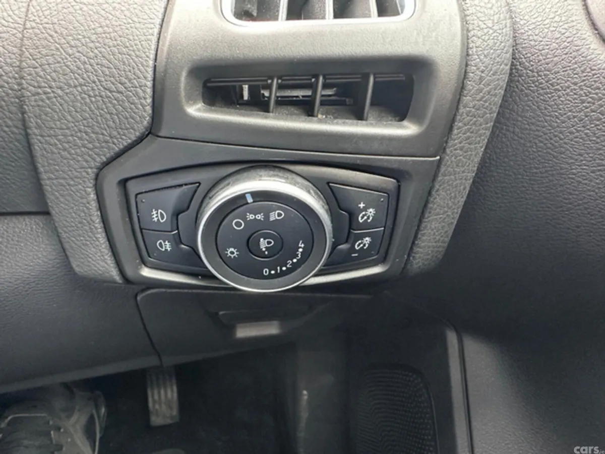 Ford Focus Hatchback, Petrol, 2018, Grey