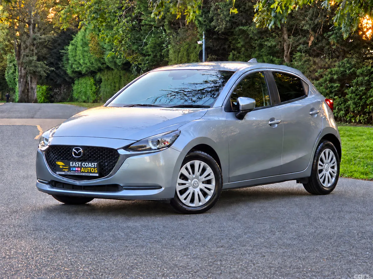 Mazda Mazda2 Hatchback, Petrol, 2021, Silver