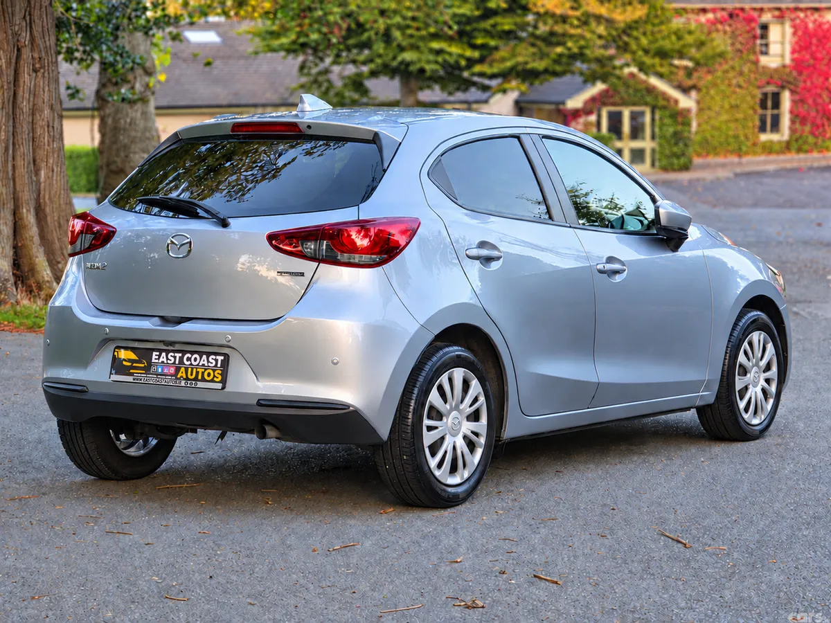 Mazda Mazda2 Hatchback, Petrol, 2021, Silver