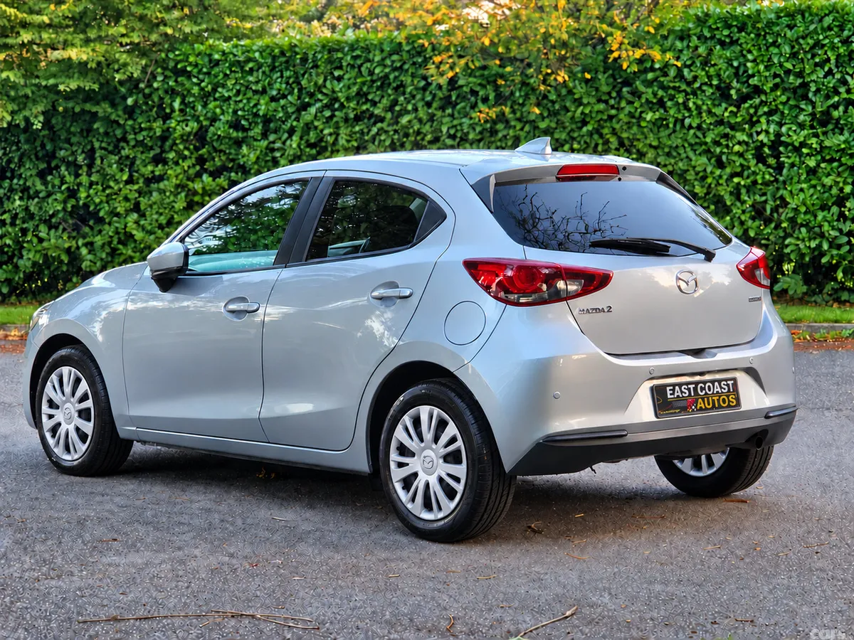 Mazda Mazda2 Hatchback, Petrol, 2021, Silver