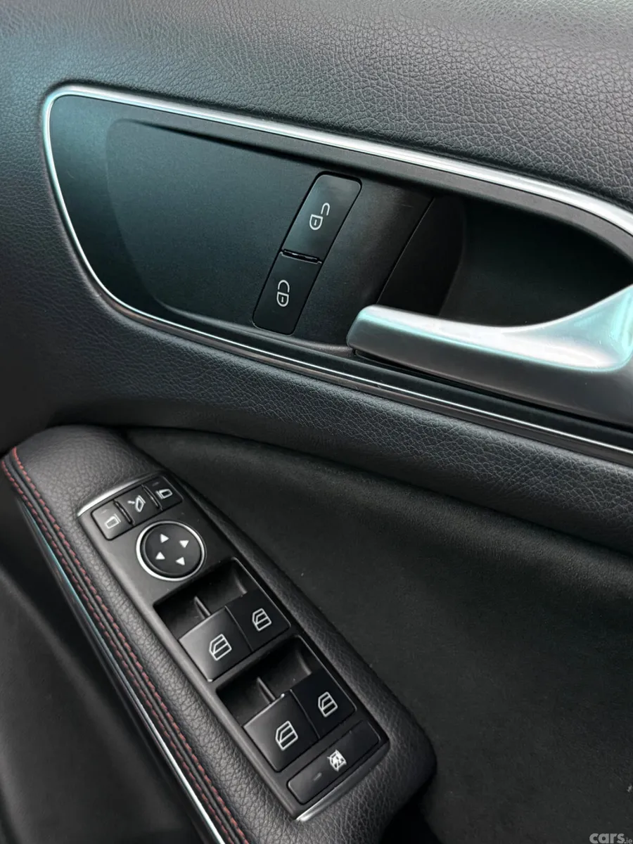 Mercedes-Benz A-Class Hatchback, Petrol, 2014, Black