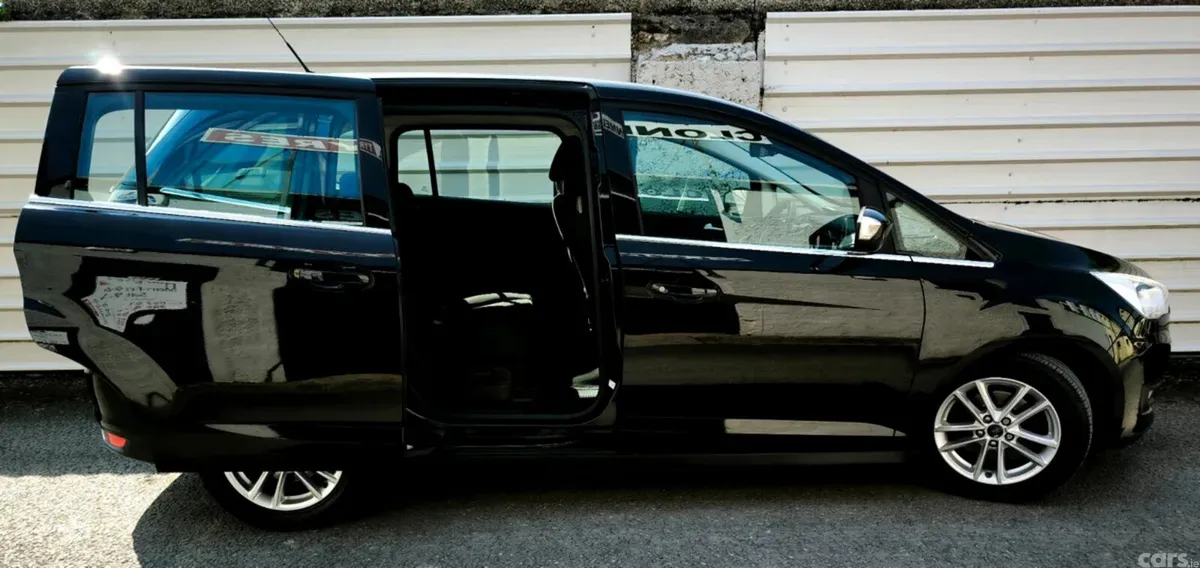 Ford Grand C-Max MPV, Diesel, 2015, Black