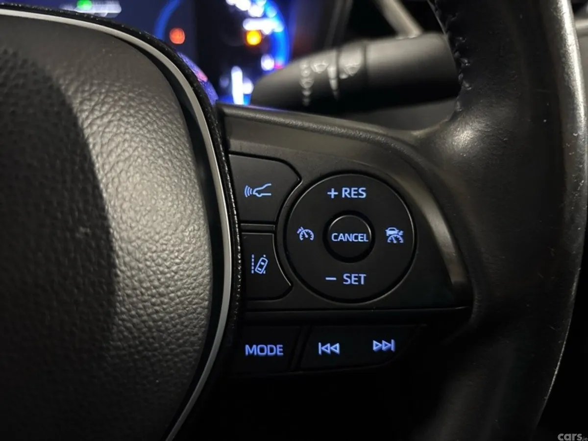 Toyota Corolla Saloon, Petrol Hybrid, 2020, Grey