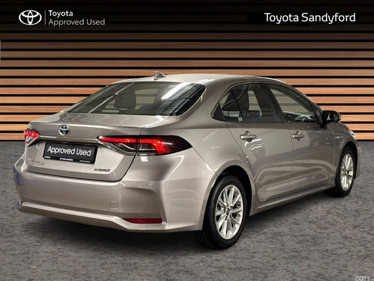 Toyota Corolla Saloon, Petrol Hybrid, 2020, Grey