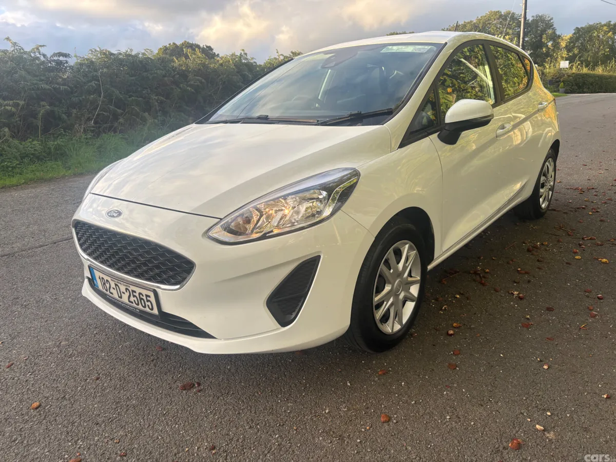 Ford Fiesta Hatchback, Petrol, 2018, White