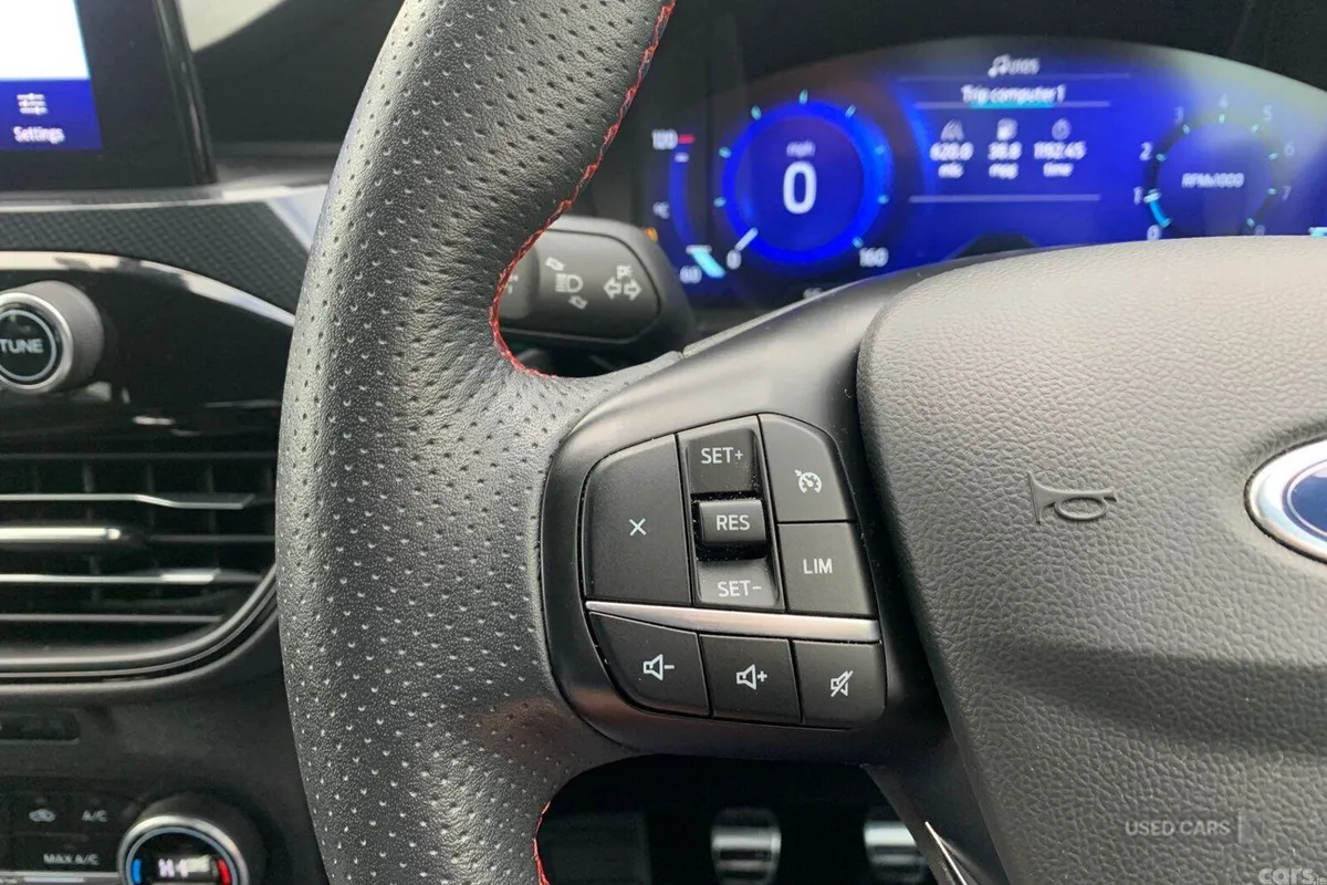 Ford Kuga SUV, Petrol, 2021, Red