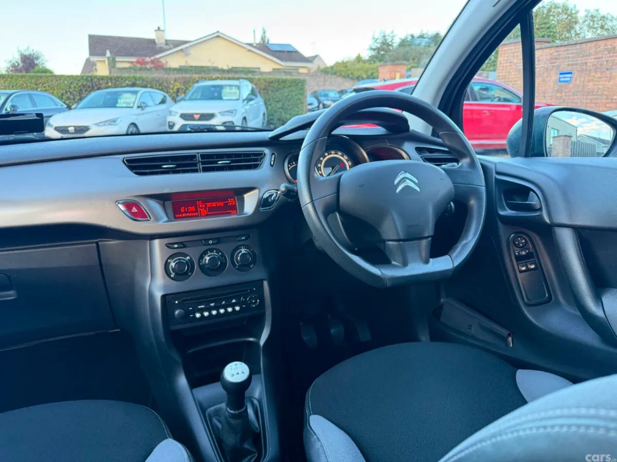Citroen C3 Hatchback, Petrol, 2015, Blue