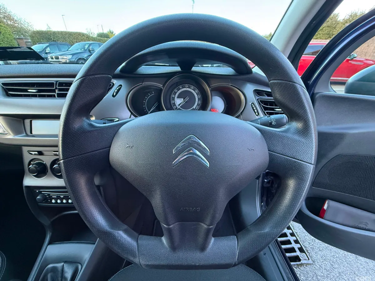 Citroen C3 Hatchback, Petrol, 2015, Blue