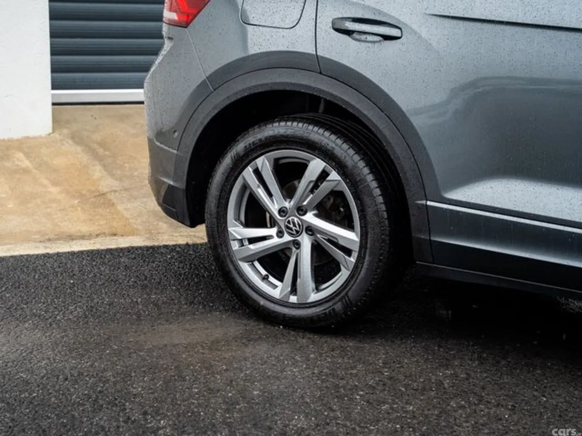Volkswagen T-Roc Estate, Petrol, 2023, Grey