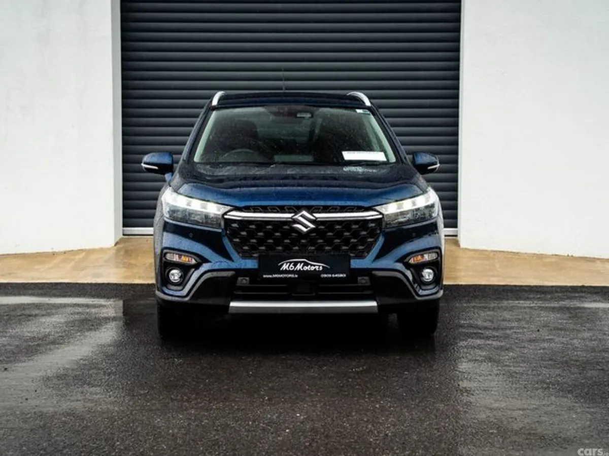 Suzuki S-CROSS Hatchback, Petrol Hybrid, 2023, Blue