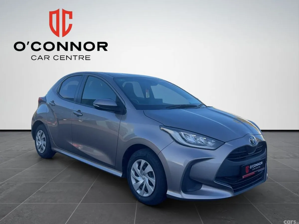 Toyota Yaris Hatchback, Petrol Hybrid, 2021, Brown