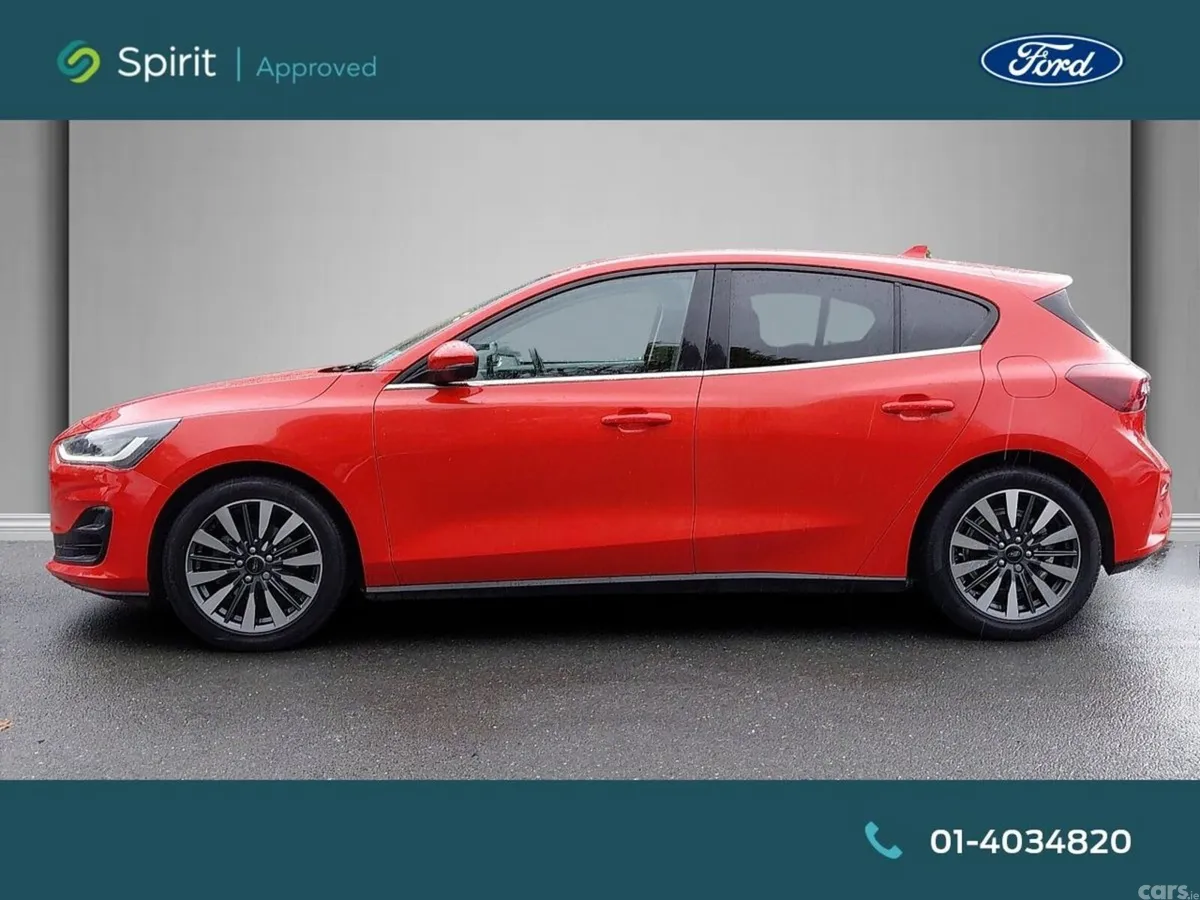 Ford Focus Hatchback, Petrol, 2024, Red