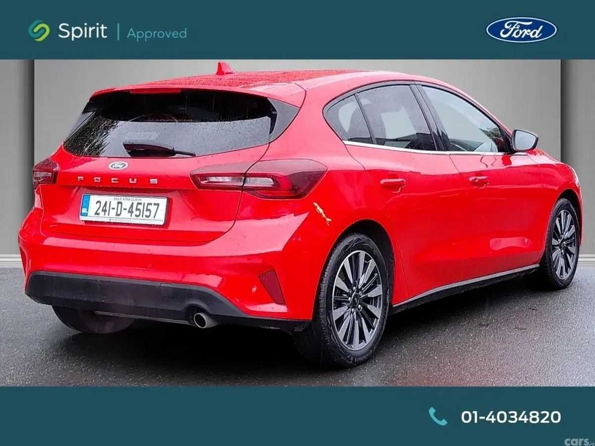 Ford Focus Hatchback, Petrol, 2024, Red