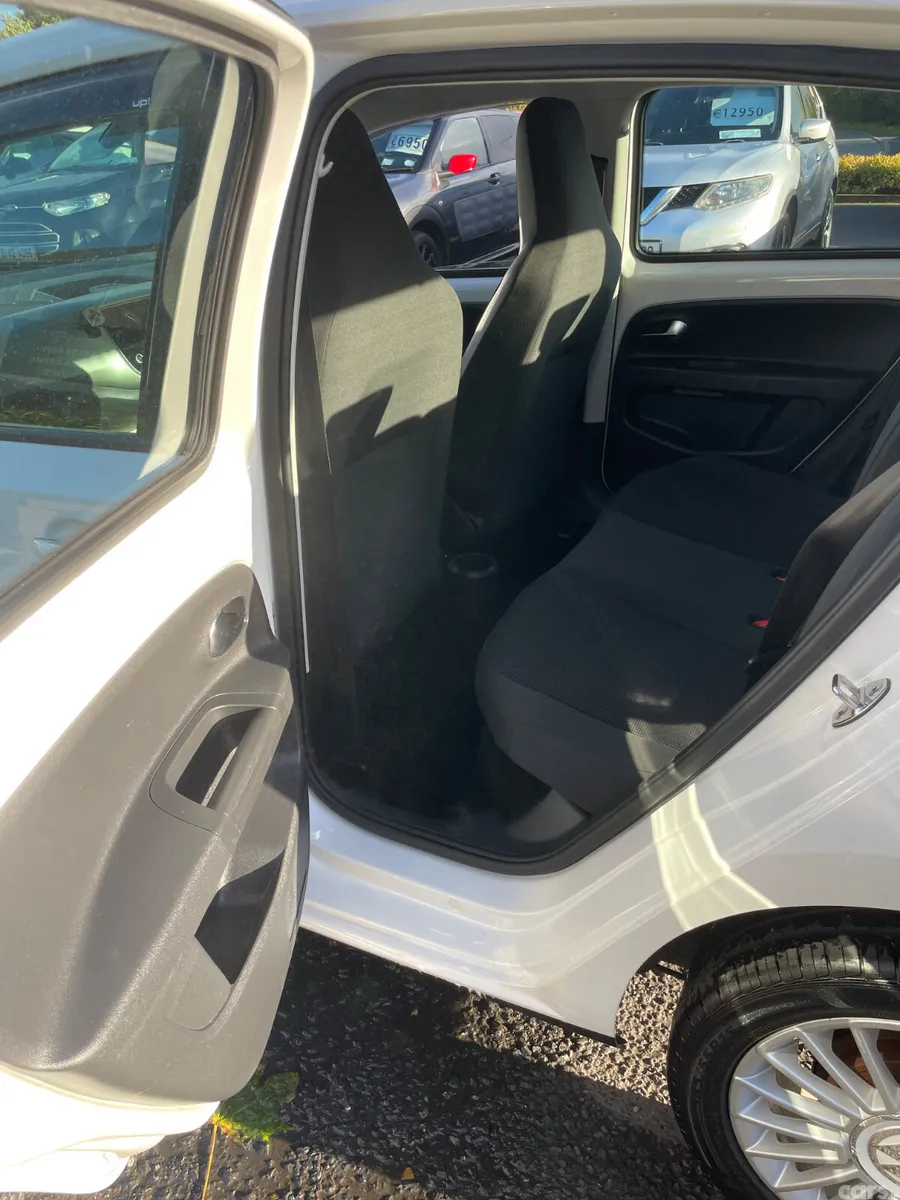 Volkswagen up! Hatchback, Petrol, 2014, White