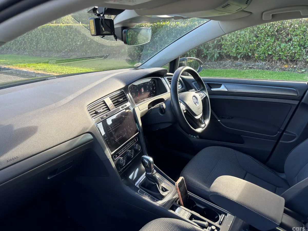Volkswagen Golf Hatchback, Petrol, 2018, Black