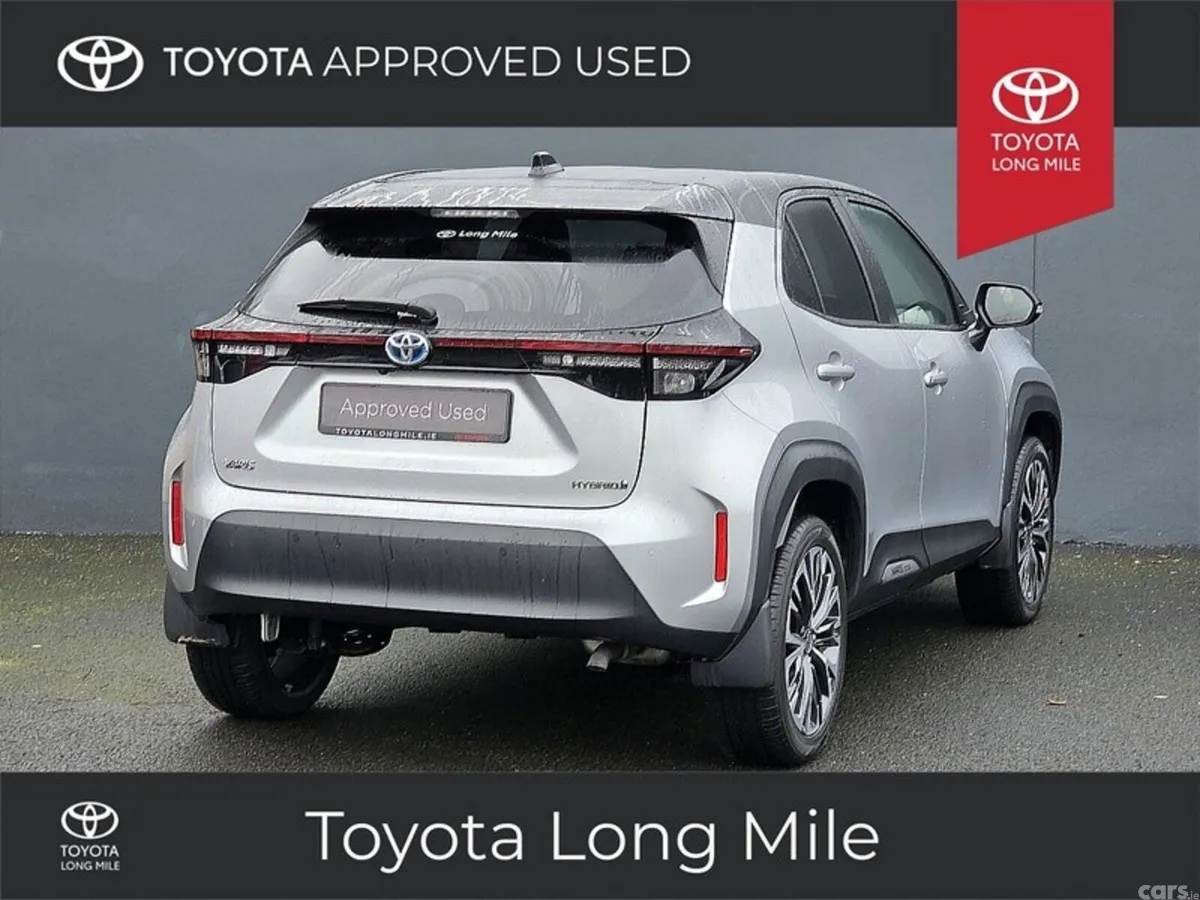 Toyota Yaris Cross SUV, Petrol Hybrid, 2023, Grey