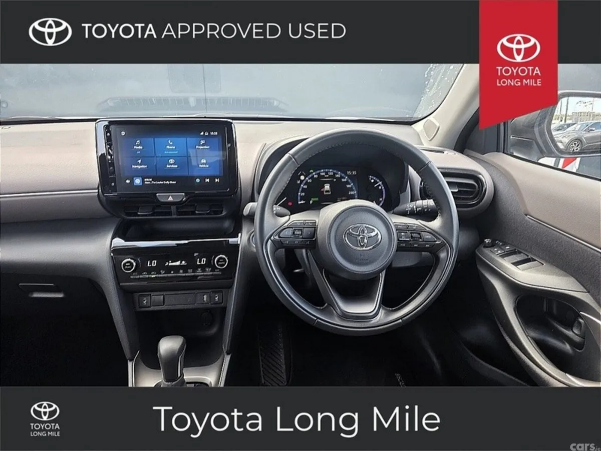 Toyota Yaris Cross SUV, Petrol Hybrid, 2023, Grey