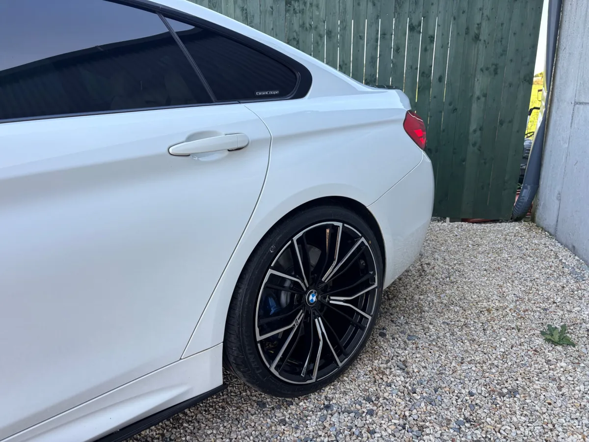BMW 4-Series Saloon, Diesel, 2015, White