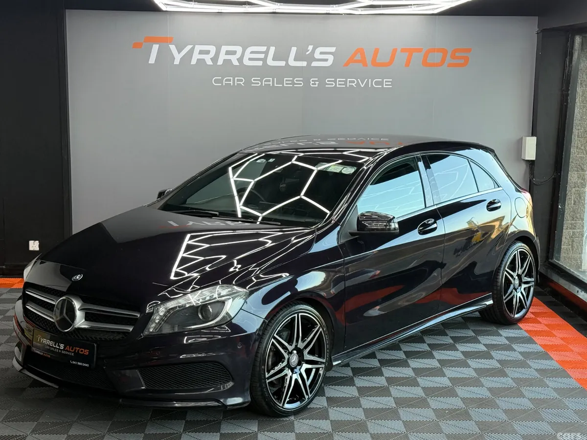 Mercedes-Benz A-Class Hatchback, Petrol, 2014, Black