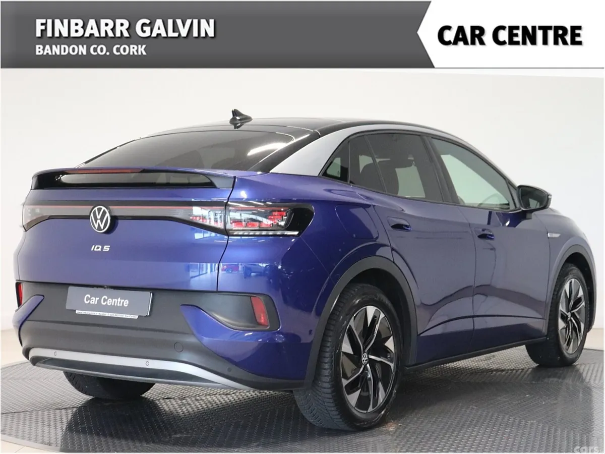 Volkswagen ID.5 Estate, Electric, 2023, Blue