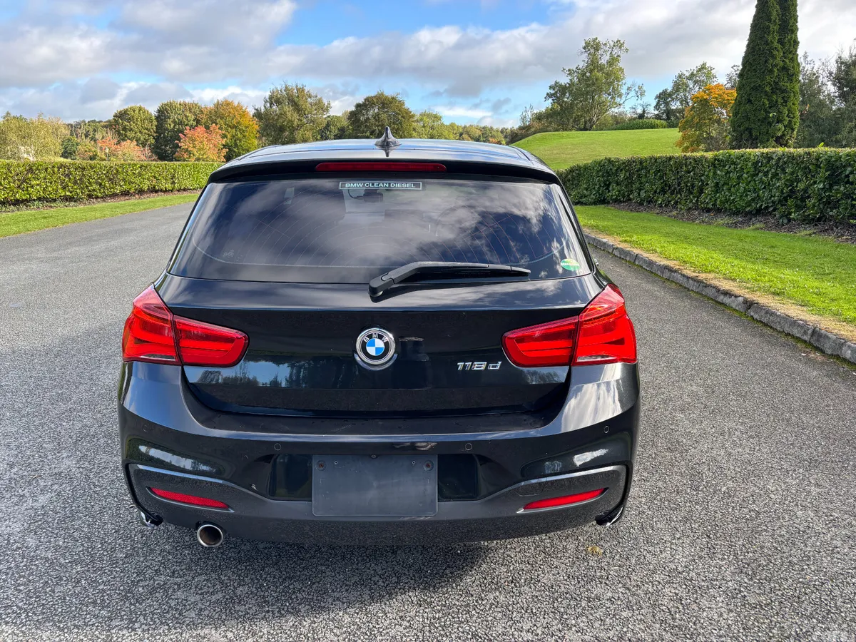 BMW 1-Series Hatchback, Diesel, 2017, Black