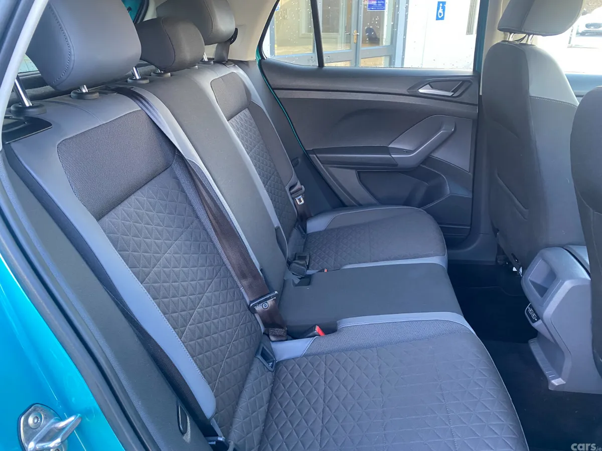 Volkswagen T-Cross Estate/Jeep, Petrol, 2019, Green