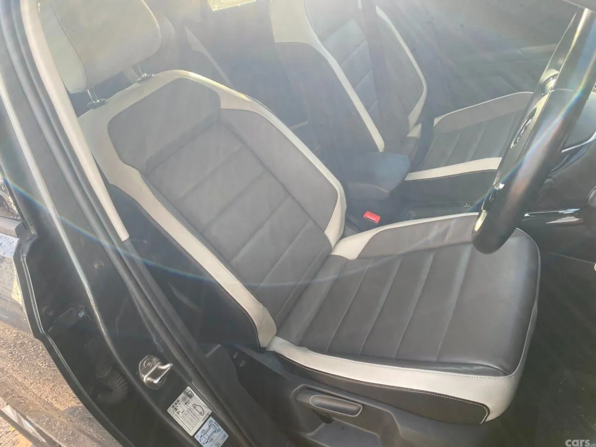 Volkswagen T-Roc SUV, Diesel, 2018, Grey
