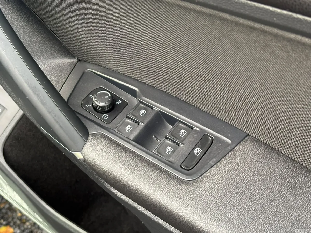 Volkswagen Tiguan SUV, Diesel, 2018, Black