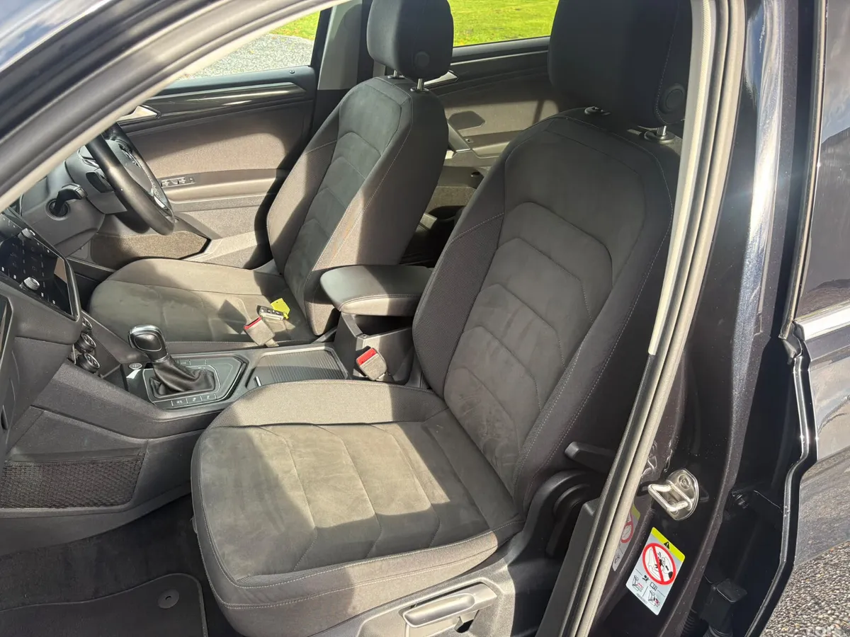 Volkswagen Tiguan SUV, Diesel, 2018, Black