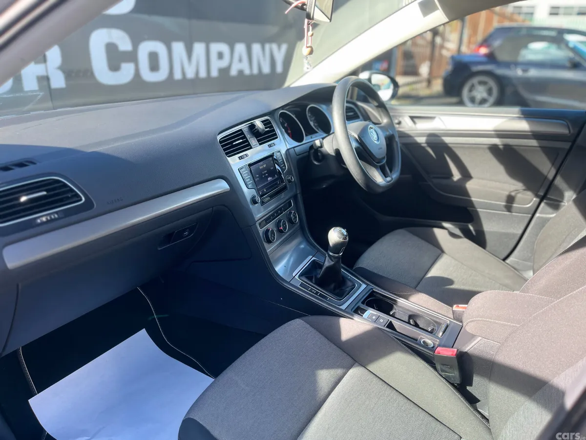 Volkswagen Golf Hatchback, Petrol, 2013, Silver