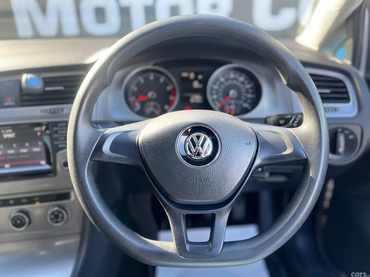 Volkswagen Golf Hatchback, Petrol, 2013, Silver