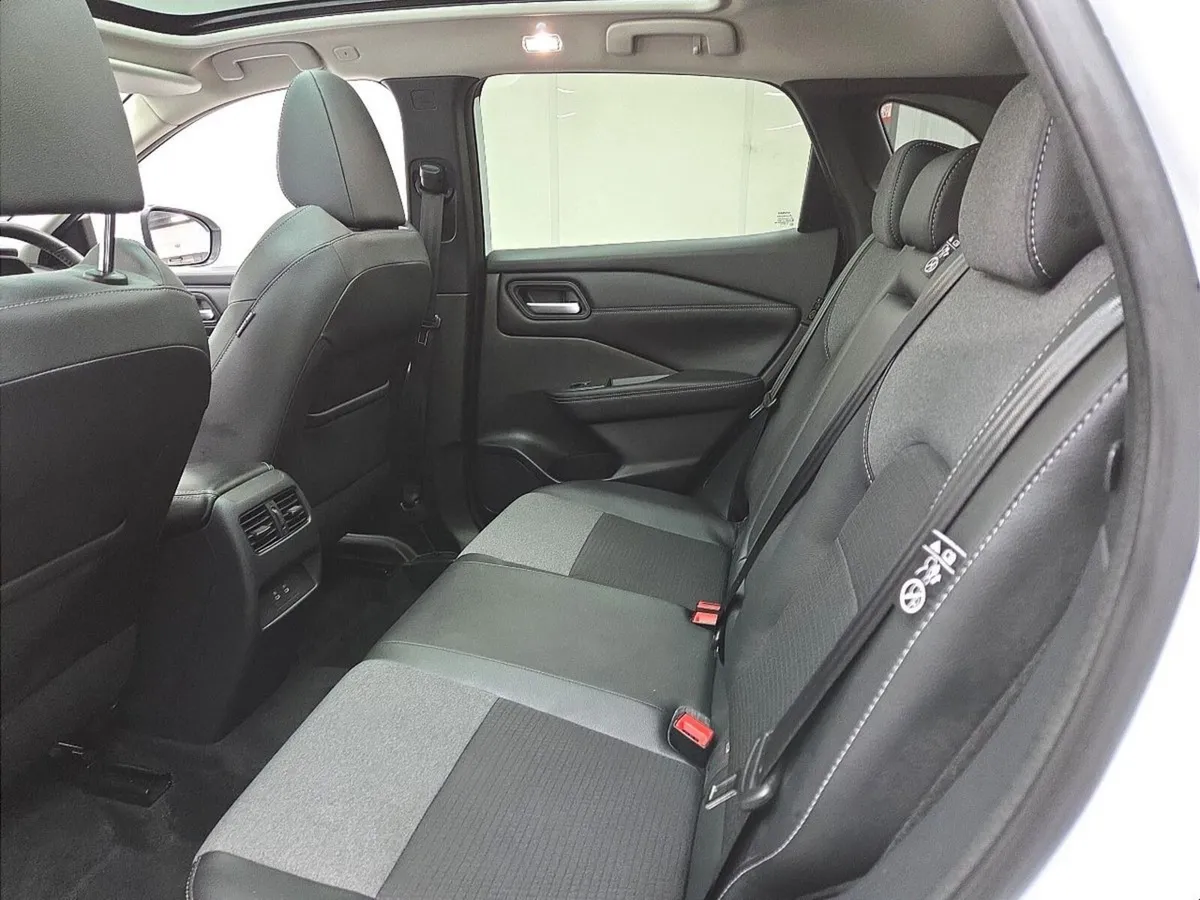 Nissan Qashqai MPV, Petrol Hybrid, 2026, White