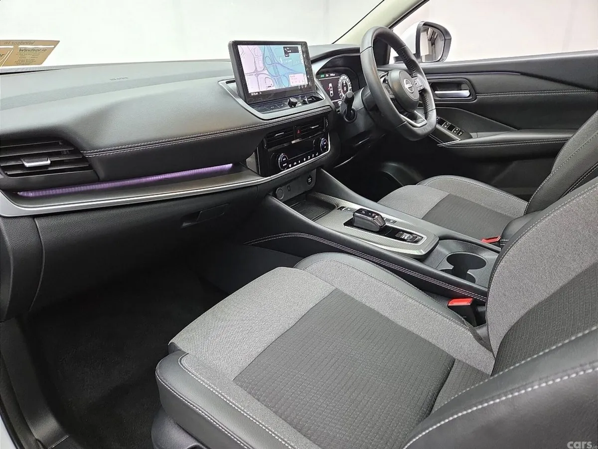 Nissan Qashqai MPV, Petrol Hybrid, 2026, White