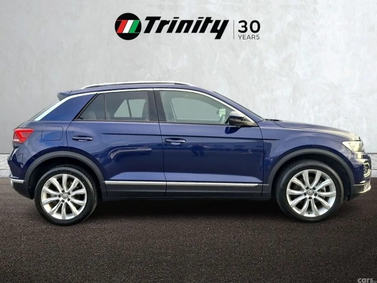 Volkswagen T-Roc SUV, Diesel, 2021, Blue