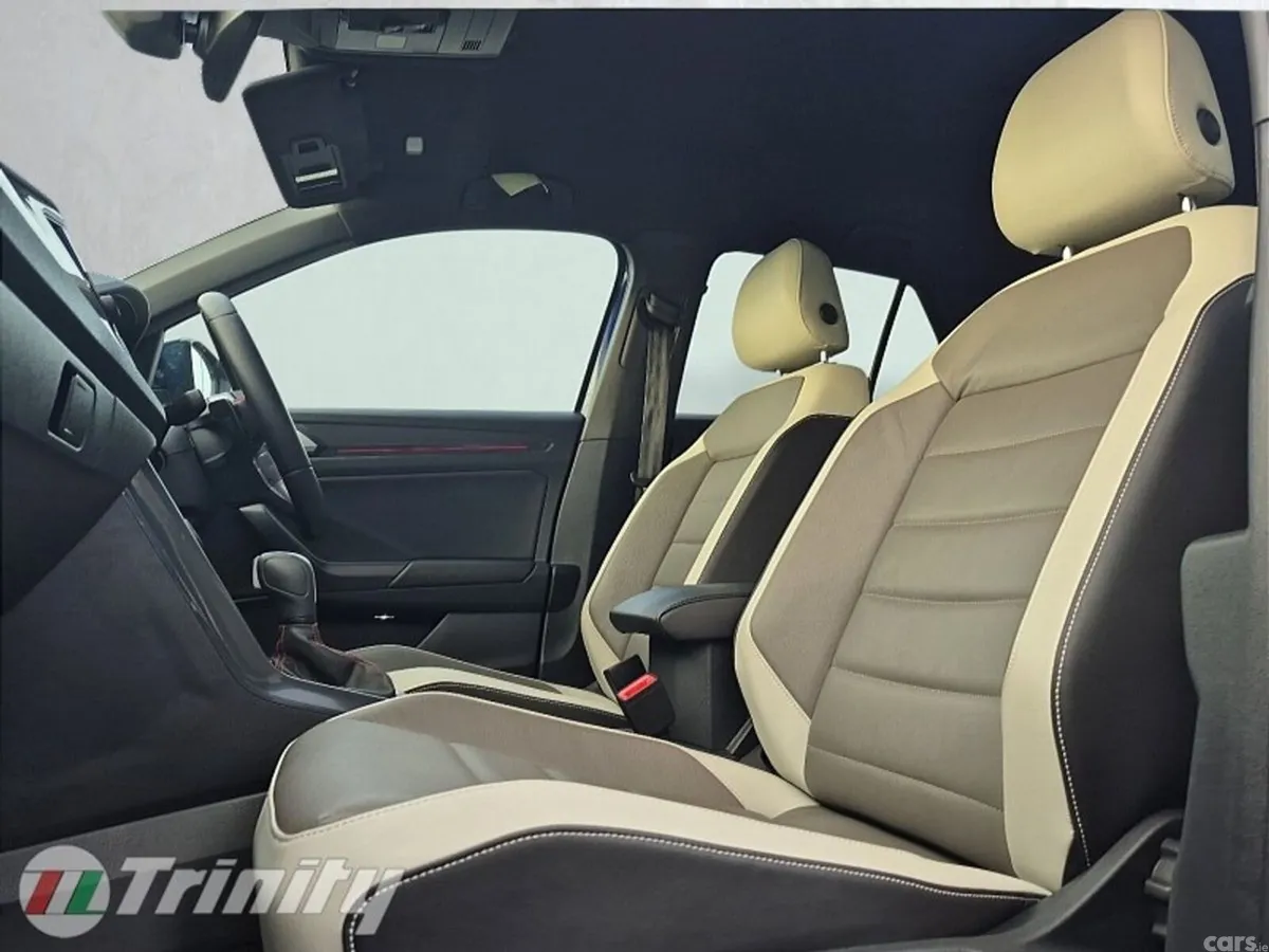 Volkswagen T-Roc SUV, Diesel, 2021, Blue