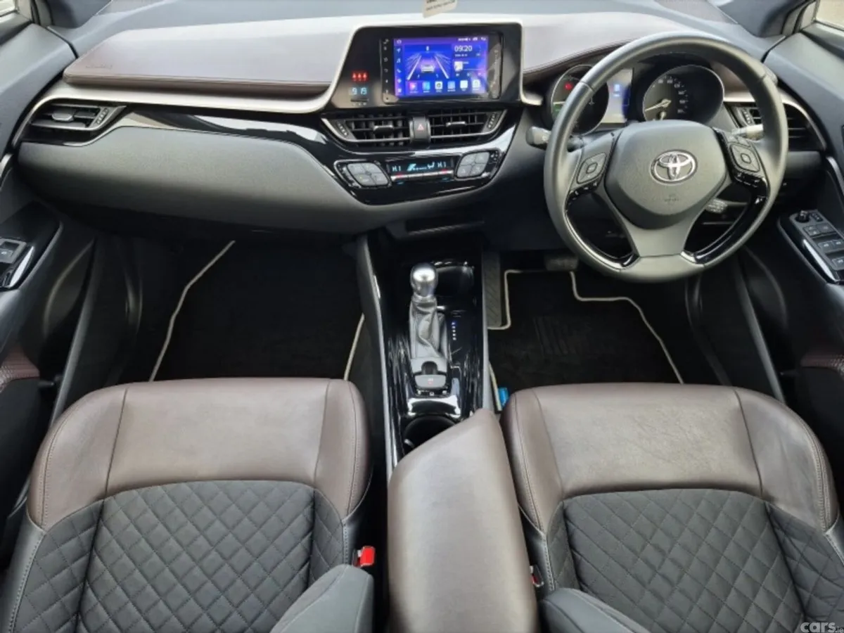 Toyota C-HR SUV, Petrol Hybrid, 2018, Grey