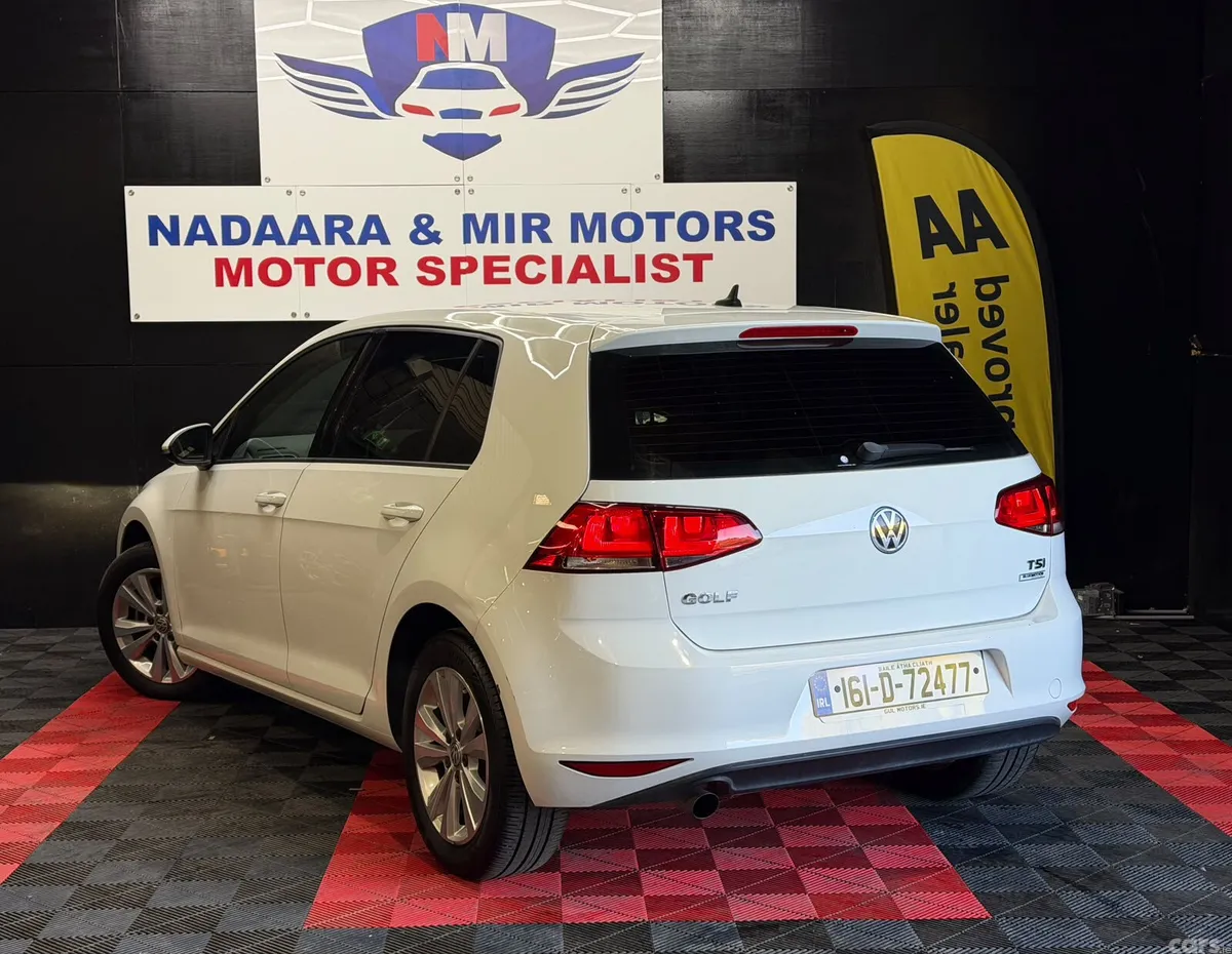 Volkswagen Golf Hatchback, Petrol, 2016, White