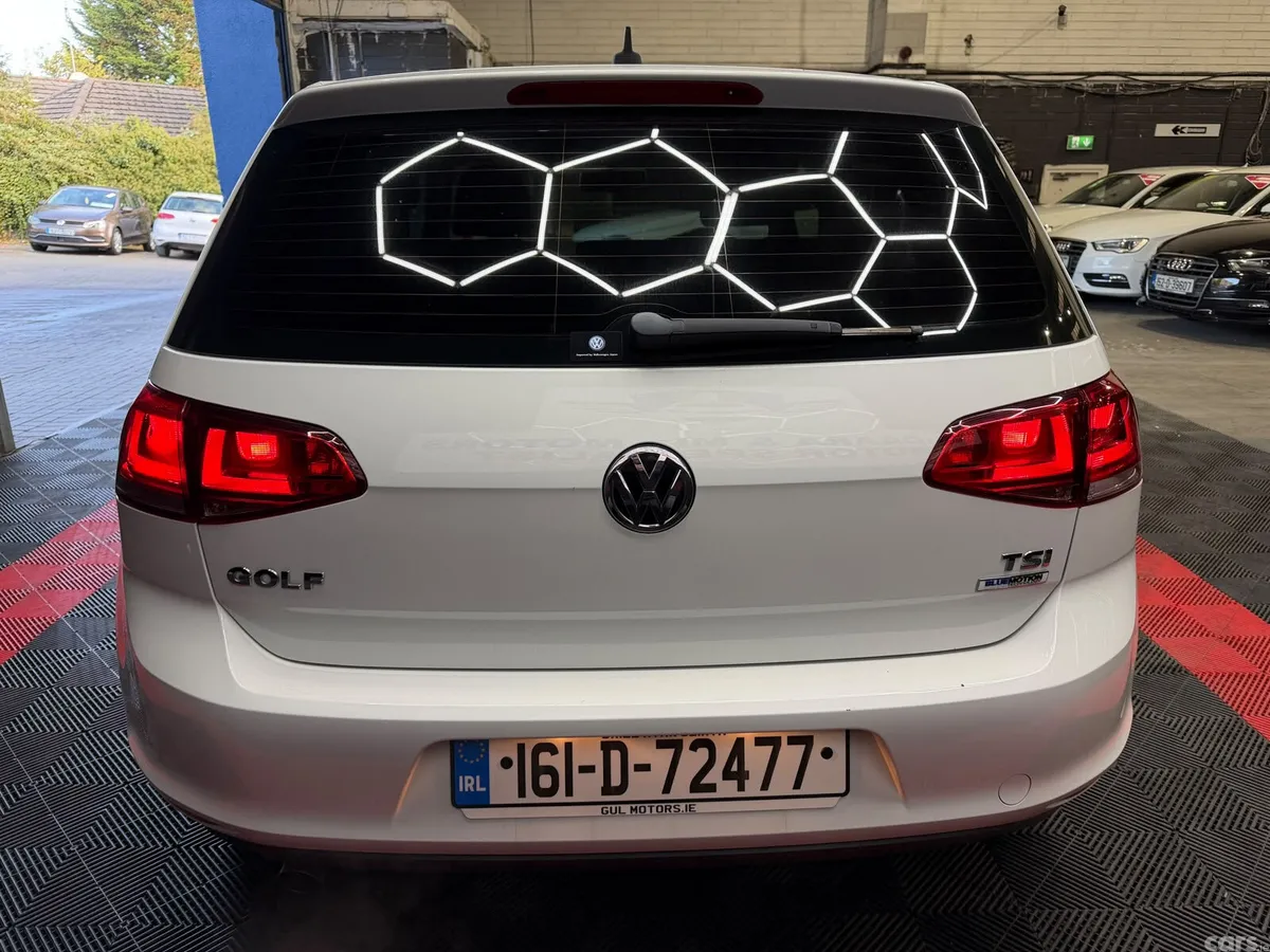 Volkswagen Golf Hatchback, Petrol, 2016, White