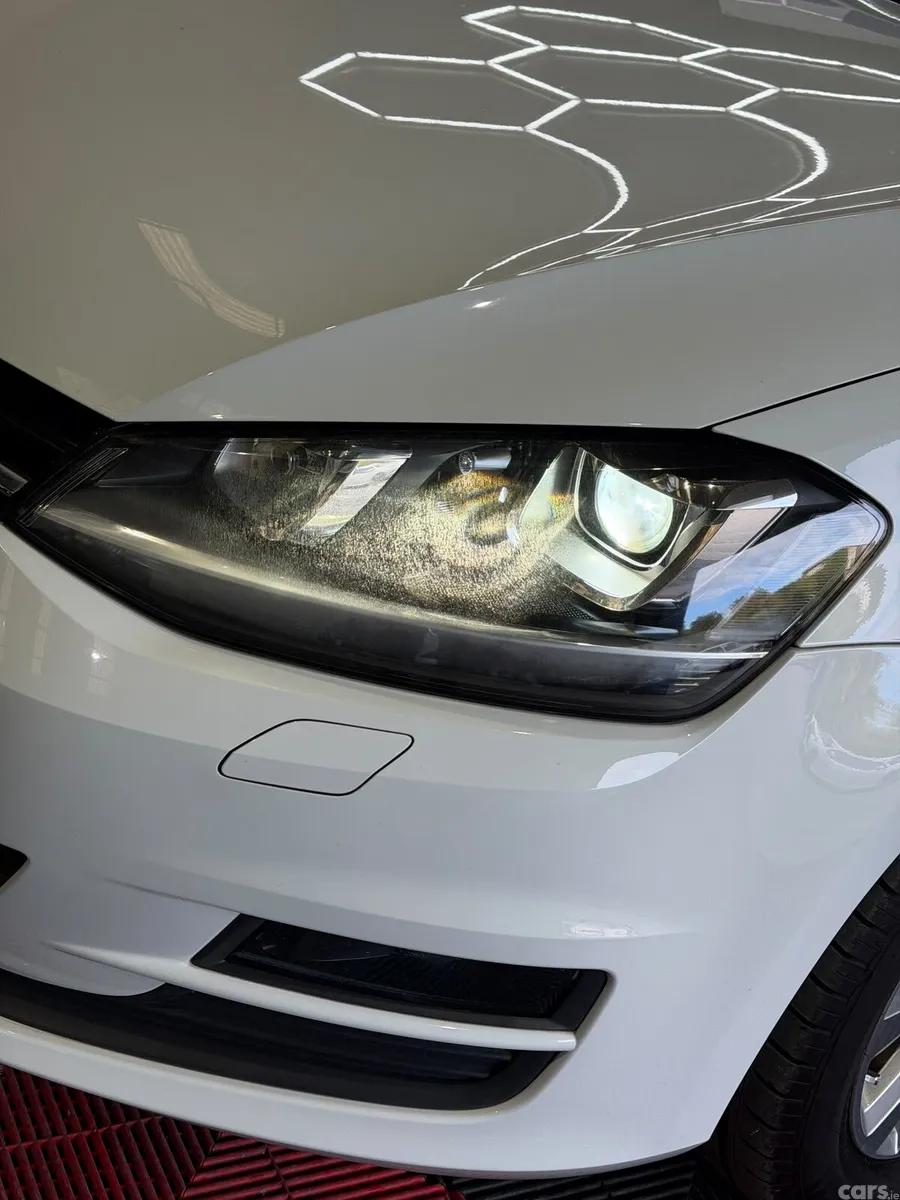 Volkswagen Golf Hatchback, Petrol, 2016, White