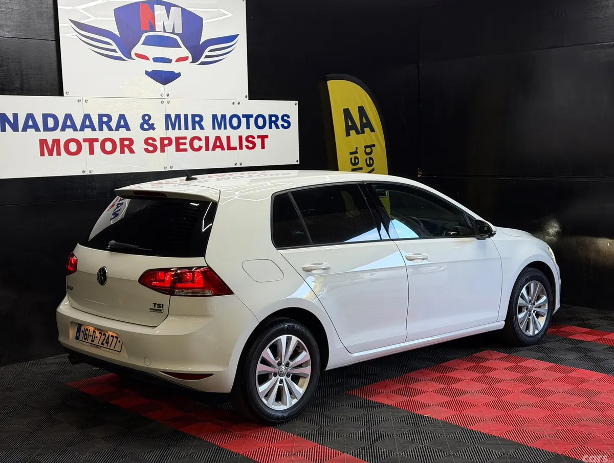 Volkswagen Golf Hatchback, Petrol, 2016, White