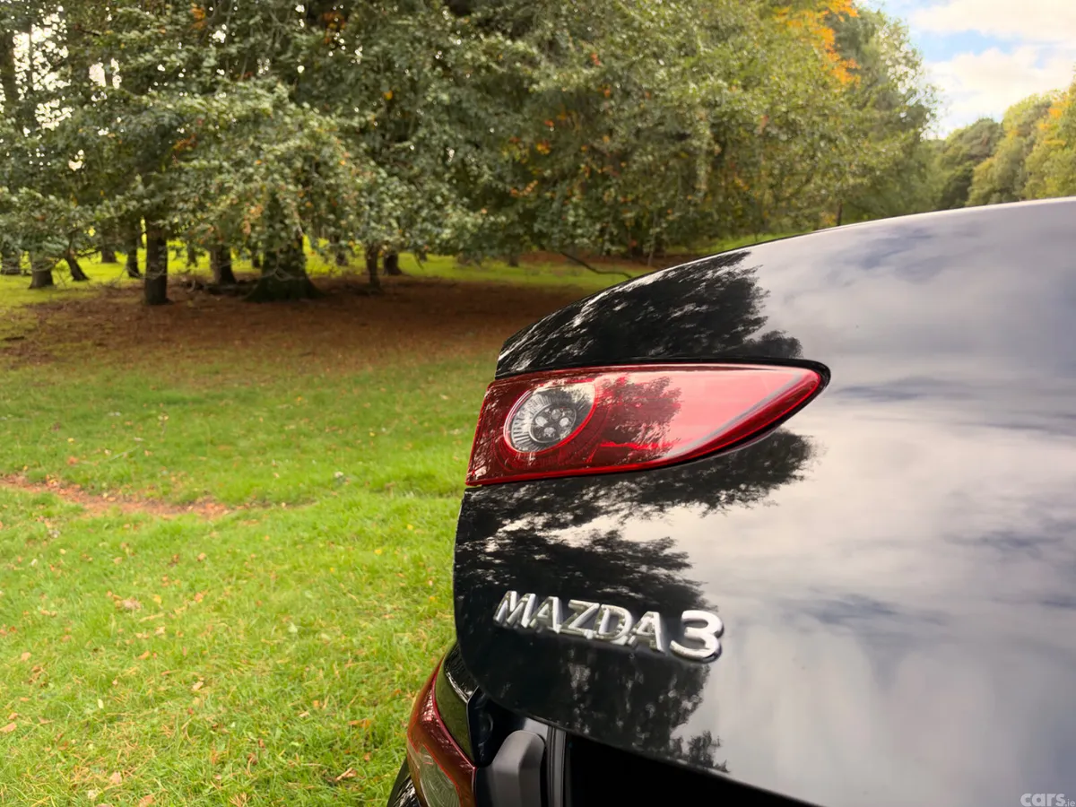 Mazda Mazda3 Saloon, Diesel, 2019, Black