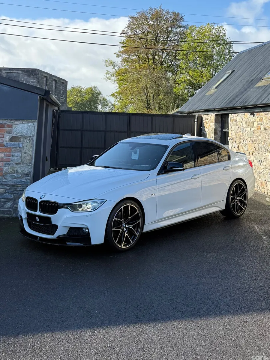 BMW 3-Series Saloon, Diesel, 2013, White