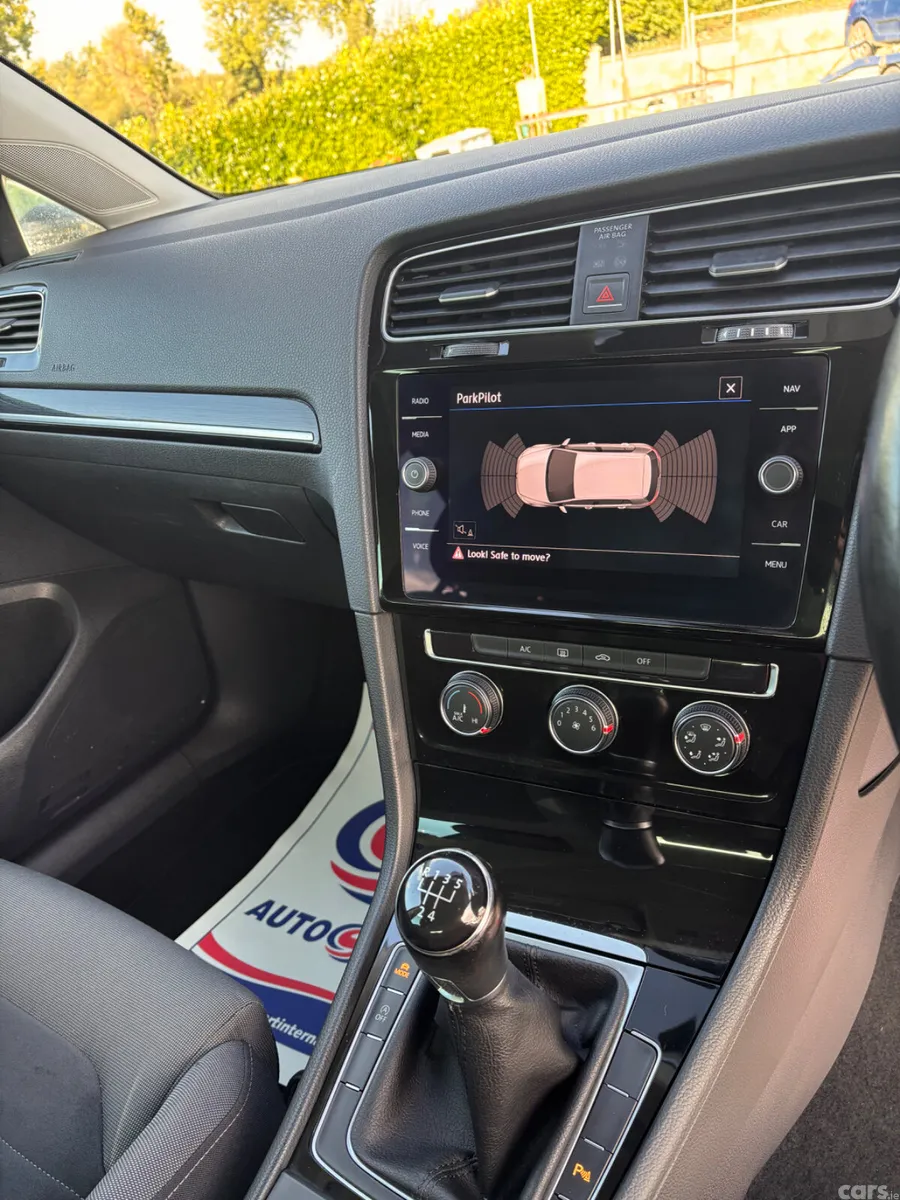Volkswagen Golf Hatchback, Diesel, 2017, Black