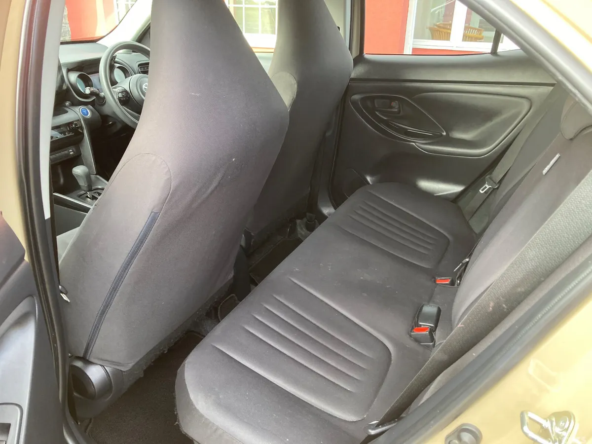 Toyota Yaris Cross Estate, Petrol Hybrid, 2021, Beige