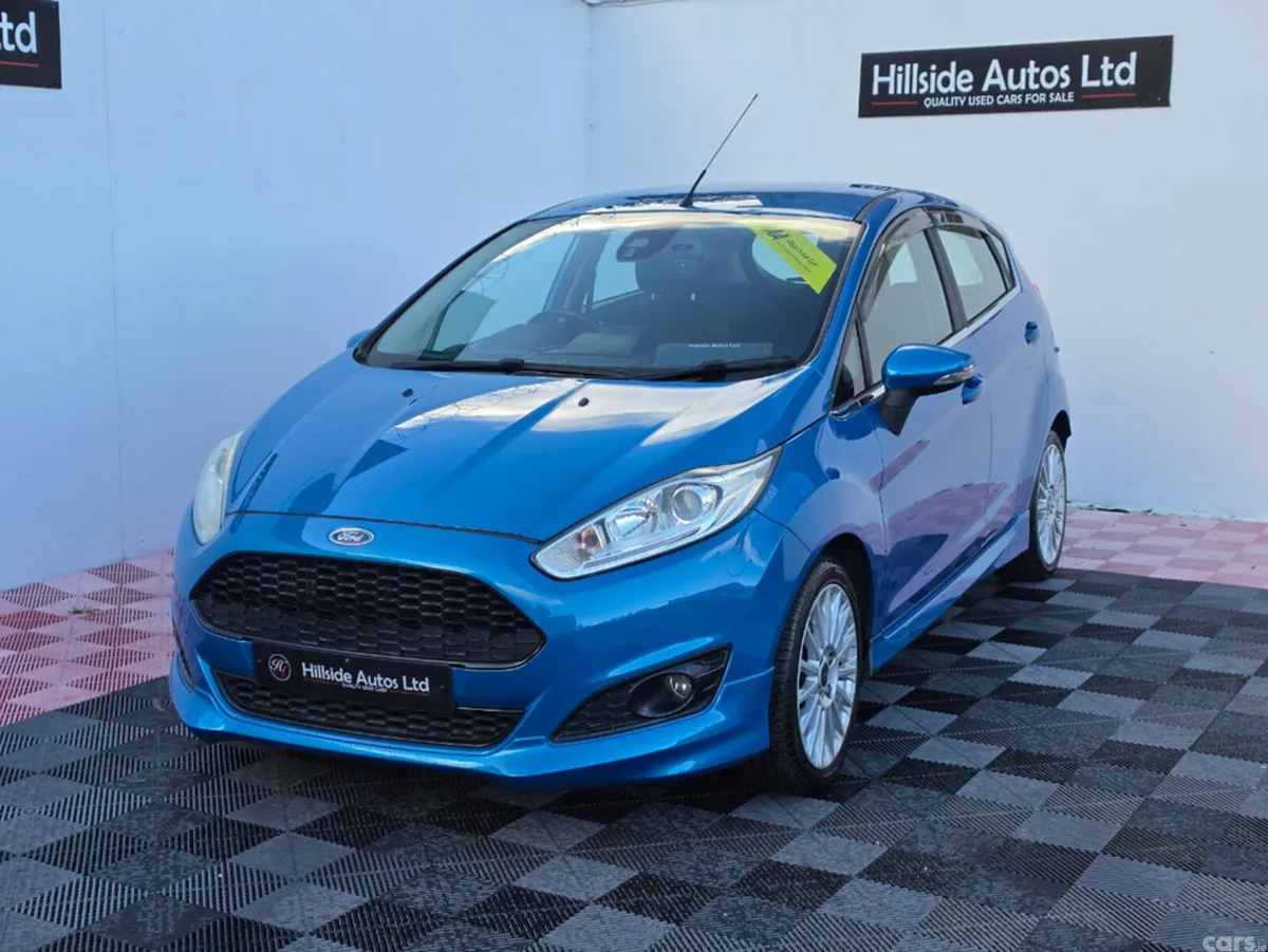 Ford Fiesta Hatchback, Petrol, 2016, Blue